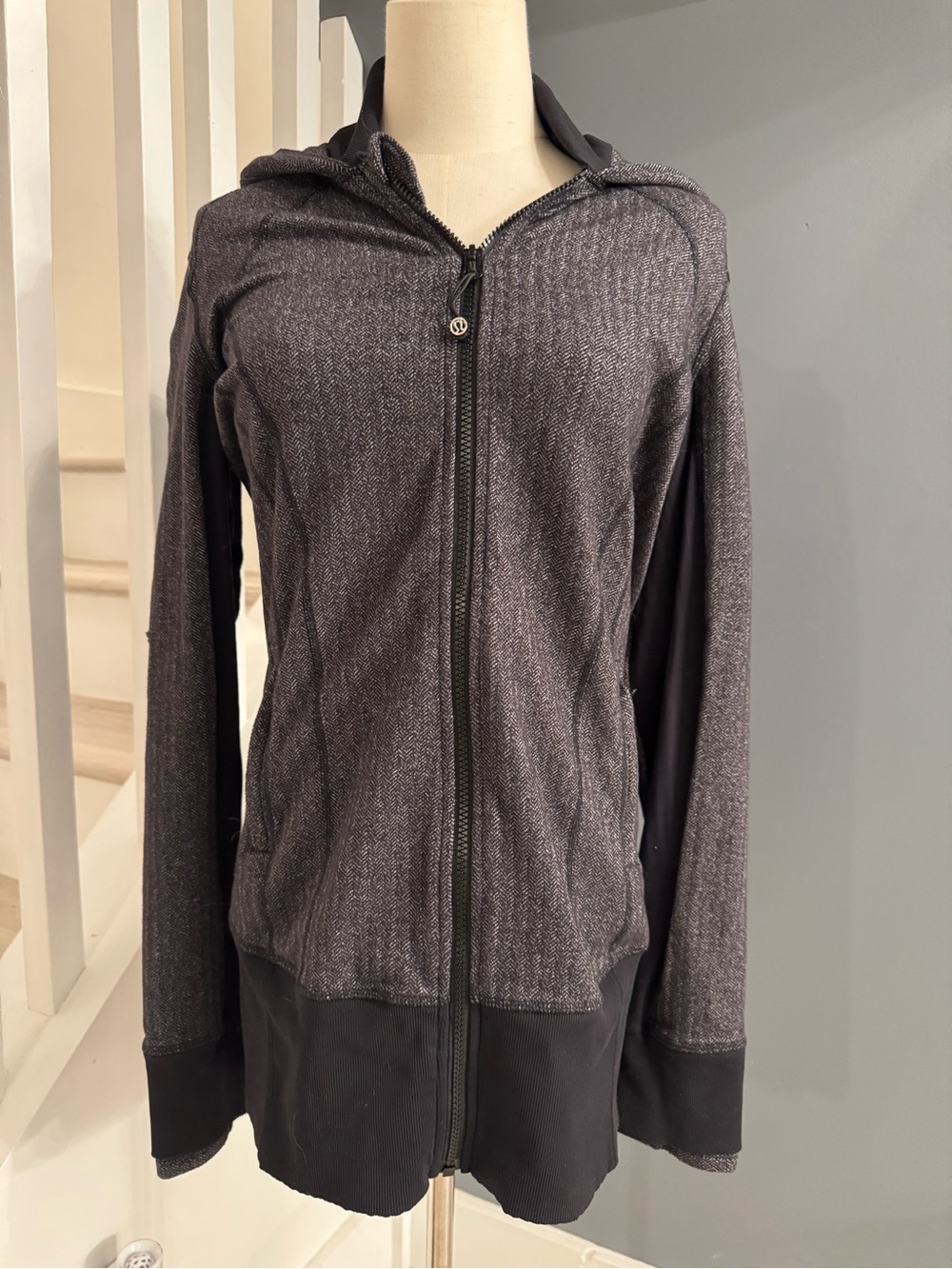Lululemon Nice Asana Jacket Herringbone Heathered Black & White Sz 12